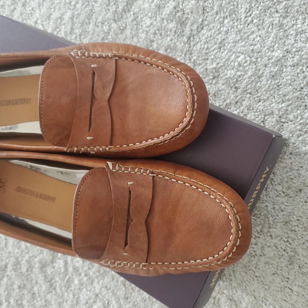 Women's Johnston & Murphy  Leather Penny Loafers Sz 8.5
